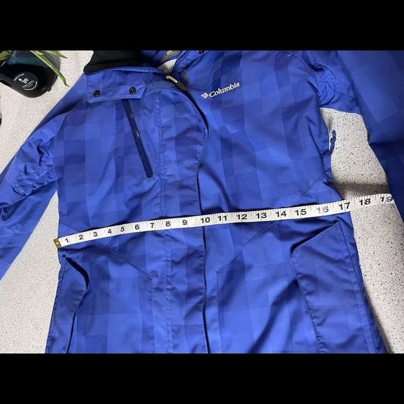 Columbia winter ski snowboard jacket waterproof and breathable - Picture 3 of 16